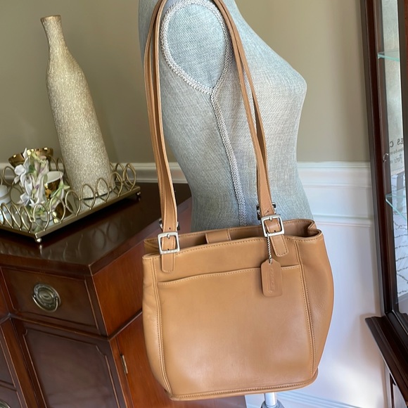 Coach Handbags - COACH camel color leather bag